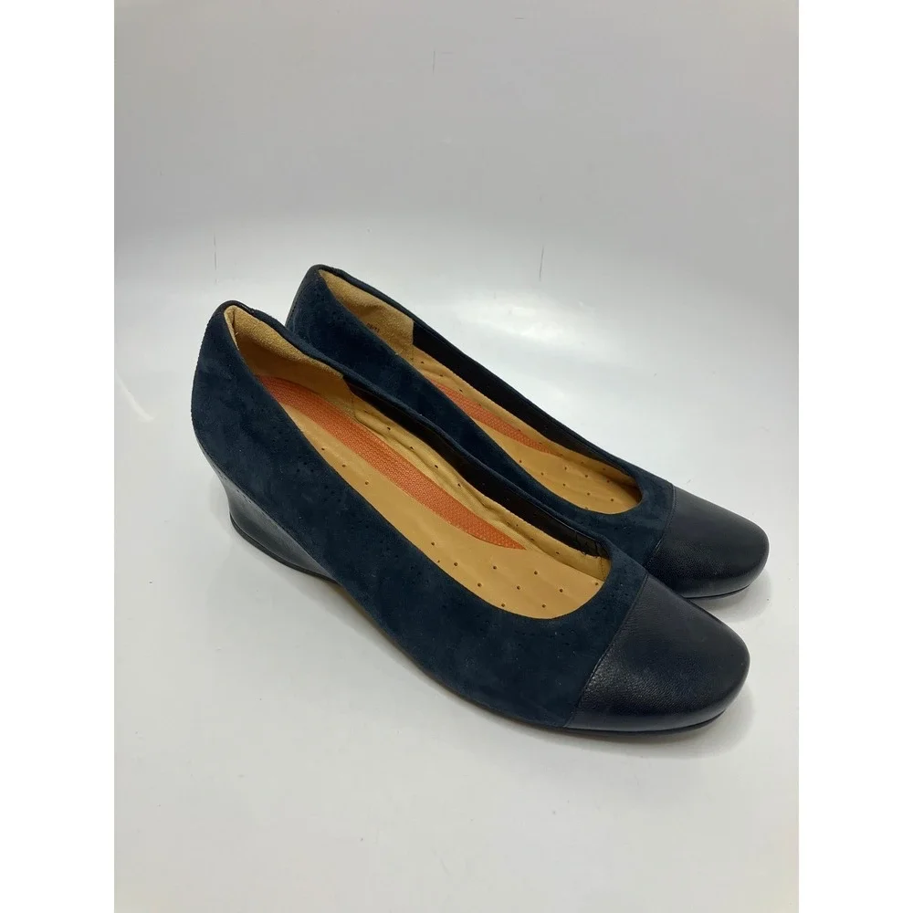 Clarks unstructured navy
